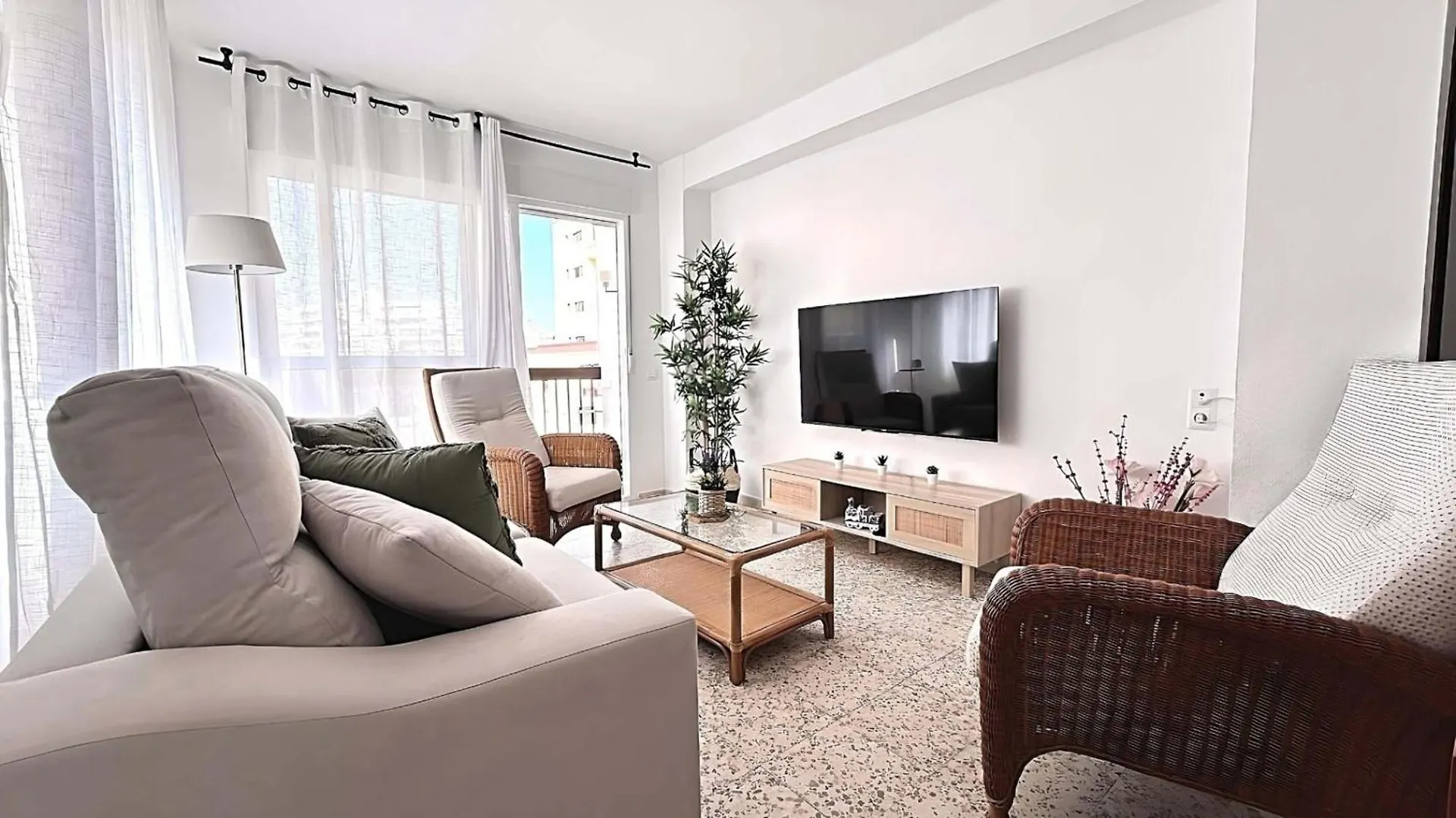 Sweet Olive Apartamento Con Terraza A Pie De Playa Torre Del Mar